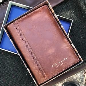TED BAKER TRAVEL WALLET + BROGUE  PASSPORT CASE